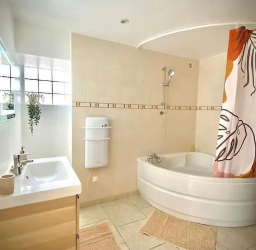 Holiday home Coeur De Grange - Petite Maison Avec Terrasse